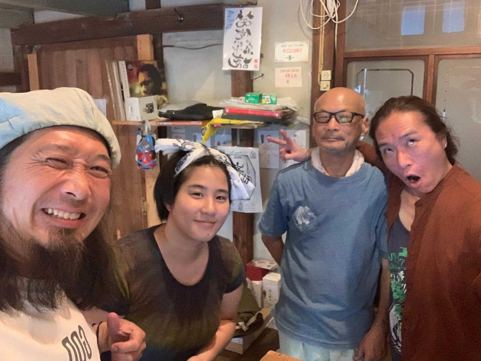 Bakushuku Den Guest House Brew 마쓰야마 외부 사진